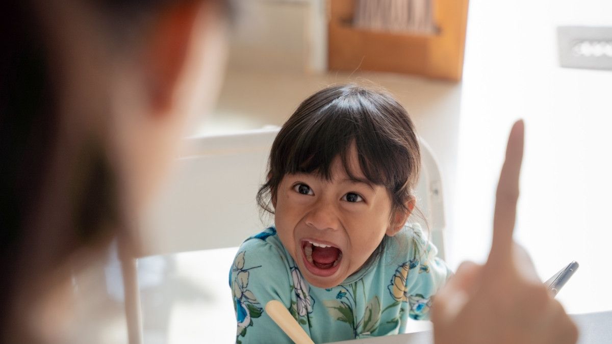 Cara Tepat Mengajarkan Anger Management pada Anak