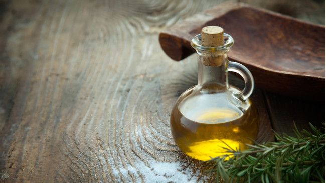 Manfaat Minyak Kutus Kutus untuk Kesehatan (Mythja/Shutterstock)