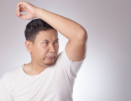 Duh, Bau Badan Mengganggu? Ini 7 Cara Mengatasinya