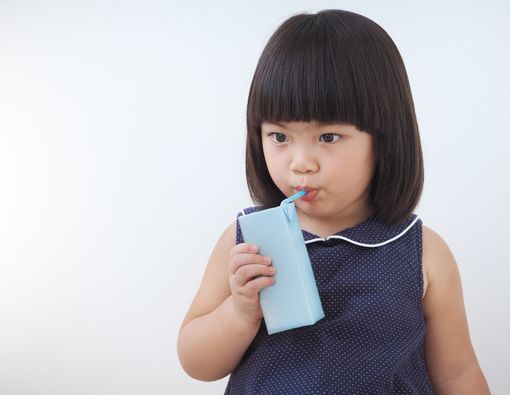 Susu Aneka Rasa, Adakah Efek Negatifnya untuk Anak?