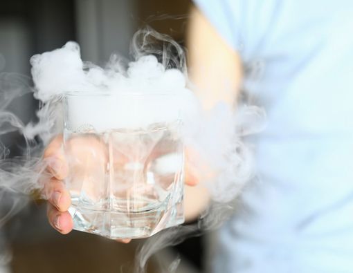 Dry Ice Berguna untuk Penanganan Virus Corona, kok Bisa?