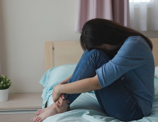 Kenali Gejala Depresi Terselubung dan Cara Mengatasinya