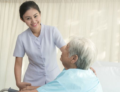 Ini Tugas Dokter yang Bisa Didelegasikan kepada Perawat