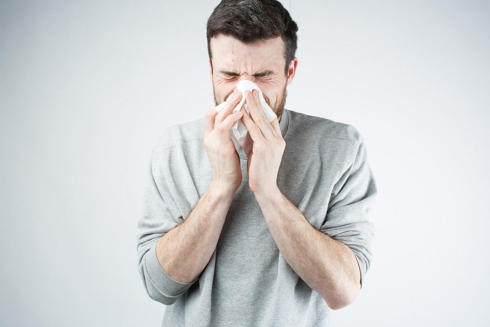 Mempunyai Gejala Mirip, Ini Perbedaan Flu dan Pneumonia