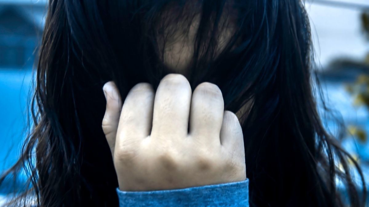 Sikap yang Menunjukkan Anda Memiliki Self-esteem Rendah