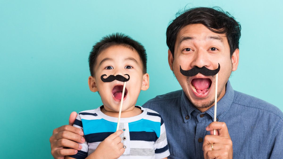 Fakta Psikologis Dad Jokes, Humor Receh yang Bikin Gemas