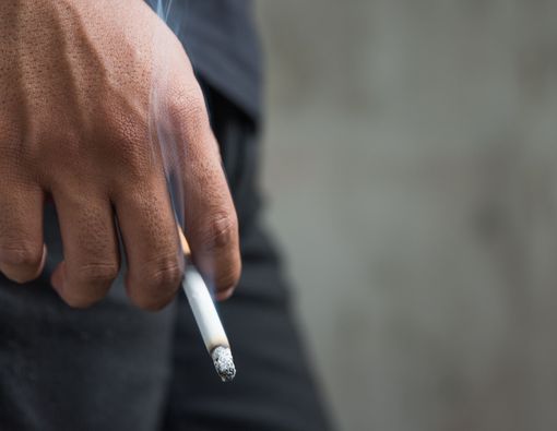 Ini yang Terjadi pada Kualitas Sperma Jika Anda Merokok