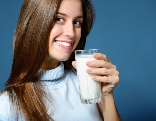 6 Cara Alami Cegah Osteoporosis