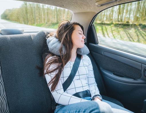 Tips agar Mudah Tidur Saat Melakukan Perjalanan Liburan