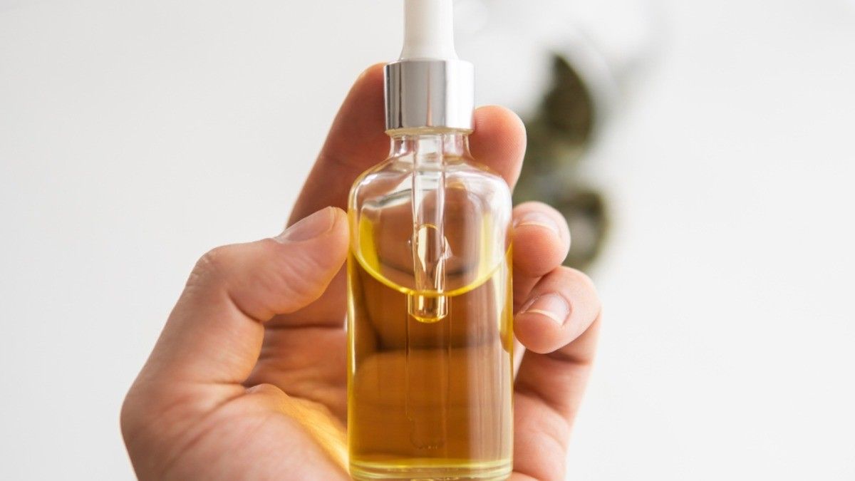 Ilustrasi Minyak Tawon