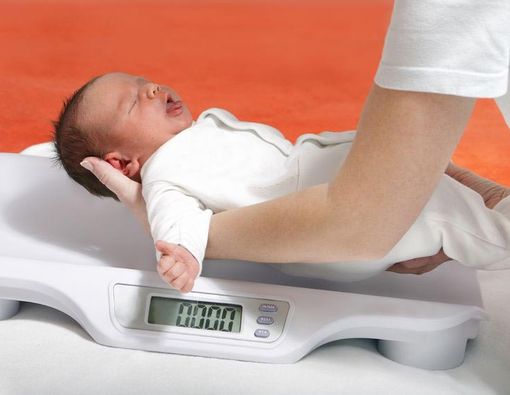 Berat Badan Bayi Kurang? Perhatikan Hal Ini