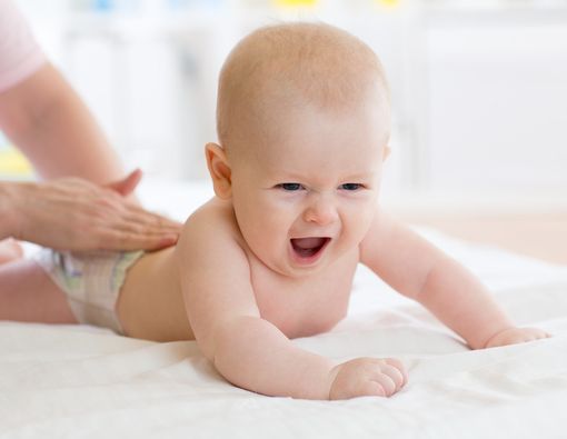 Mengungkap Manfaat Sehat Pijat Bayi