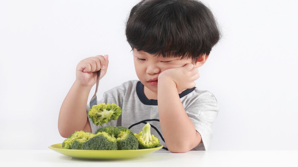 8 Cara Penuhi Kebutuhan Serat Anak yang Tak Suka Sayur
