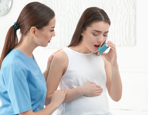 Tips Atasi Serangan Asma saat Hamil