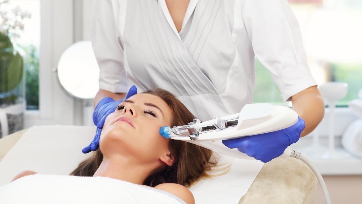 Perawatan yang Perlu Dilakukan Setelah Mikrodermabrasi