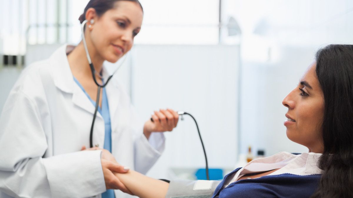 Sederet Pemeriksaan yang Perlu Dilakukan Pasca Melahirkan