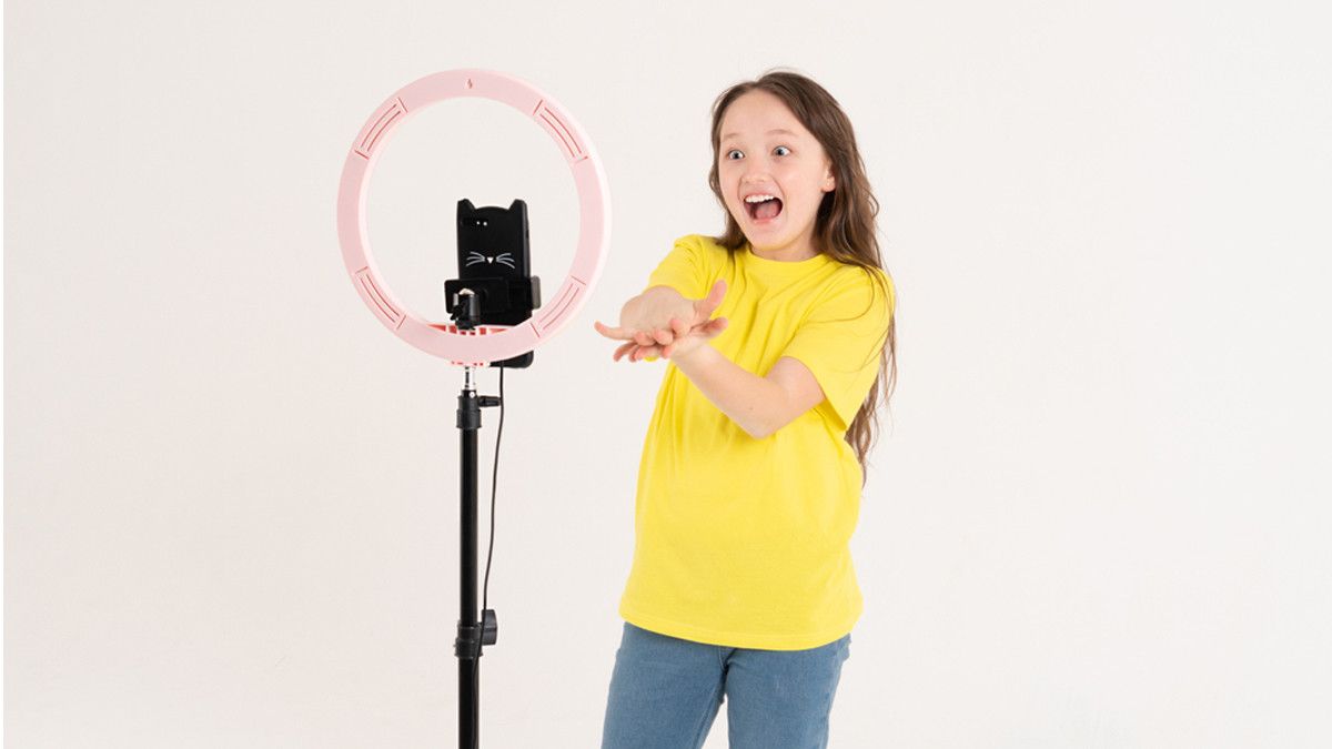 MedFact: Fakta di Balik TikTok Syndrome pada Remaja