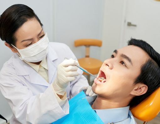 Berbagai Komplikasi Gingivitis yang Harus Anda Waspadai