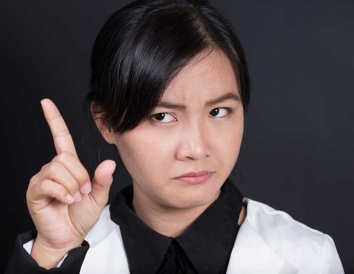 Merasa Sahabat Menikahi Orang yang Salah, Harus Bagaimana?