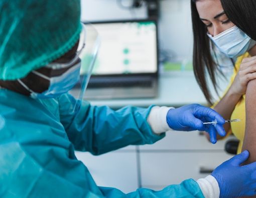 Penyakit Kulit dan Kelamin yang Tak diizinkan Vaksin COVID