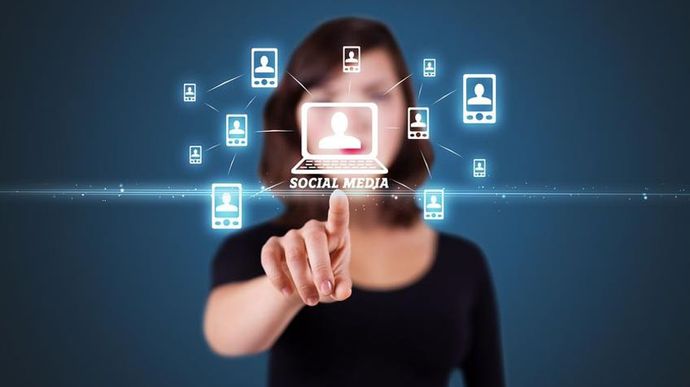 Perlukah Membandingkan Diri dengan Orang Lain di Media Sosial? - KlikDokter