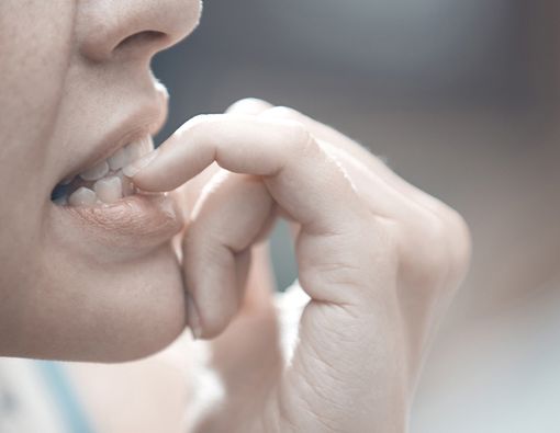 Ibu Hamil Suka Gigiti Kuku, Ini Bahaya yang Menanti!