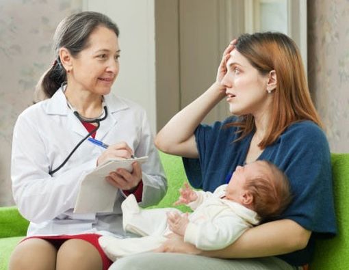 Sakit Kepala Saat Menyusui, Apa Sebabnya?