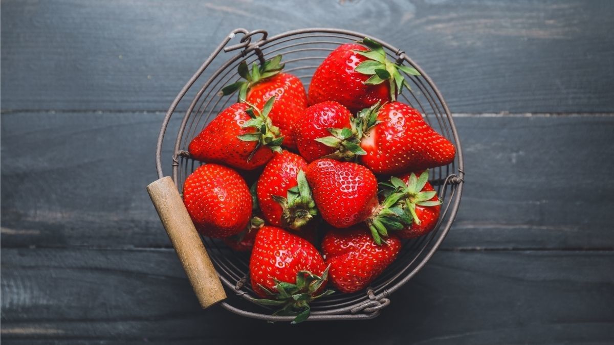 Bantu Cepat Hamil, Ini Manfaat Stroberi untuk Kesuburan