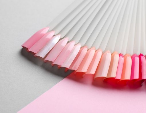 Bahaya Menggunakan Kuku Palsu