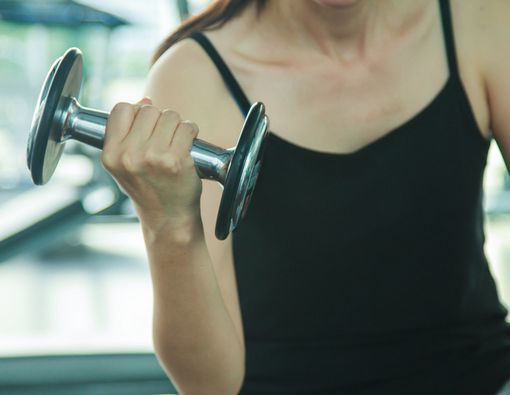 Bolehkah Angkat Beban pada Usia 40?