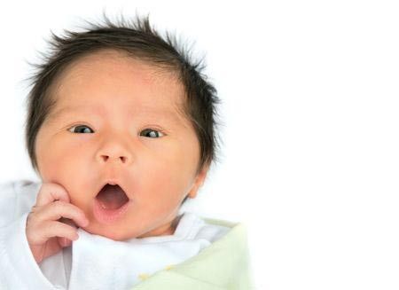 Cara Agar Rambut Si Kecil Tumbuh Lebat