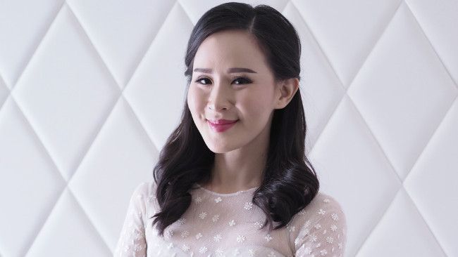 Tekad dr. Olivia Ong Mempercantik Wanita Indonesia