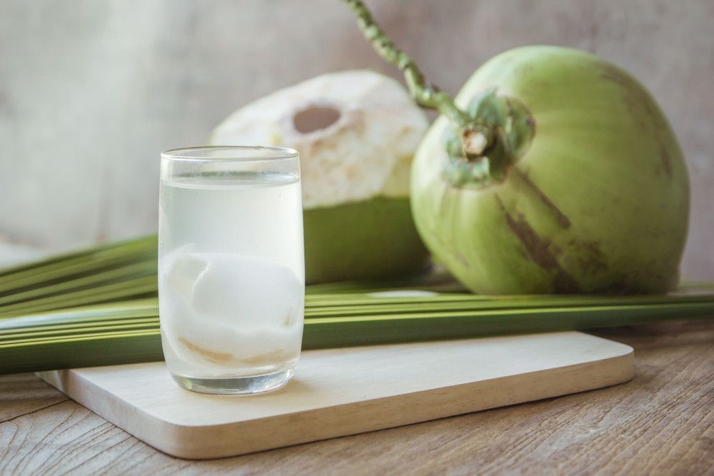 Ini Dia Manfaat Minum Air Kelapa Saat Car Free Day