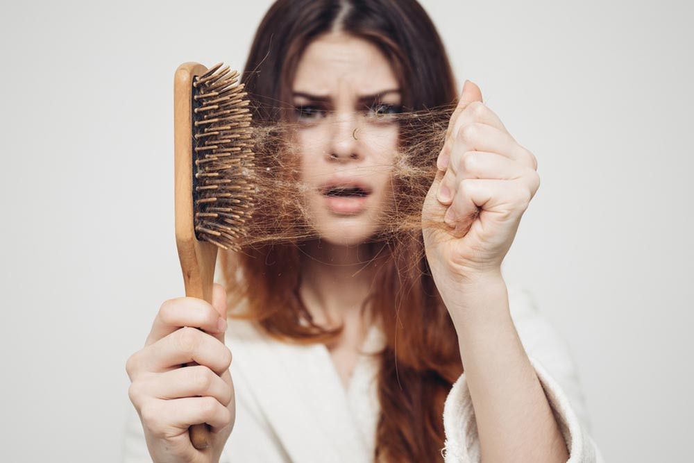 Rambut Rontok Berlebih, Inilah 6 Penyebab Tersering (Dmitry A/Shutterstock)