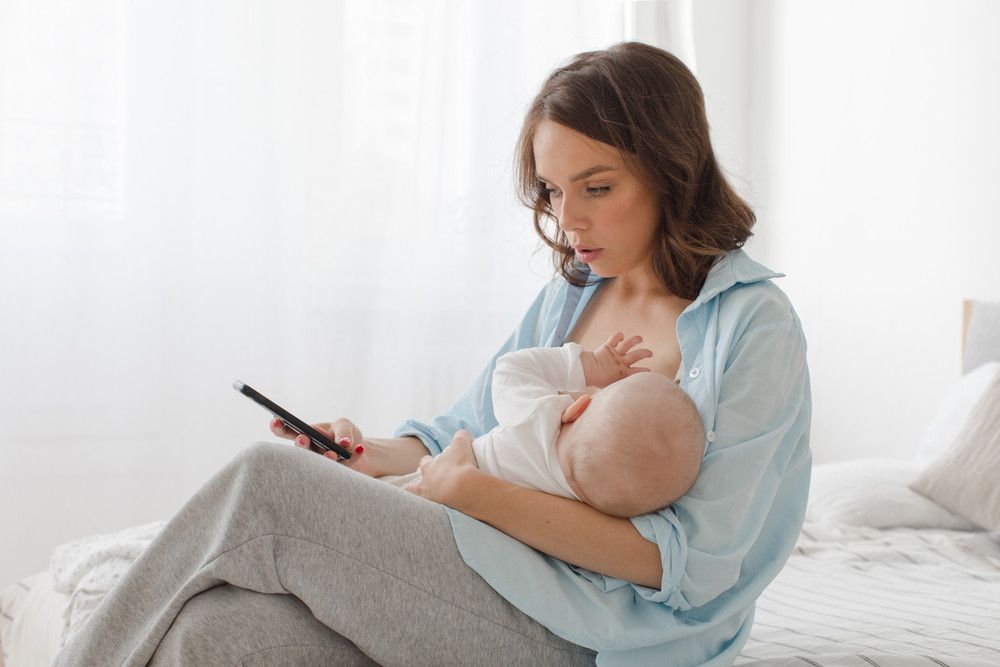 Berkenalan dengan Brexting, si Pengganggu Ikatan Ibu dan Bayi