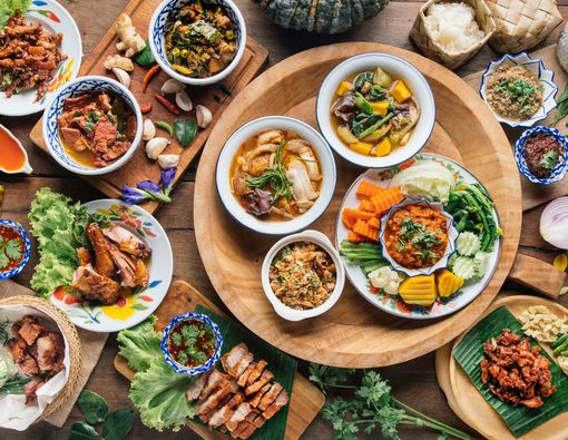 Tips Sehat saat Makan di Restoran Thailand - KlikDokter