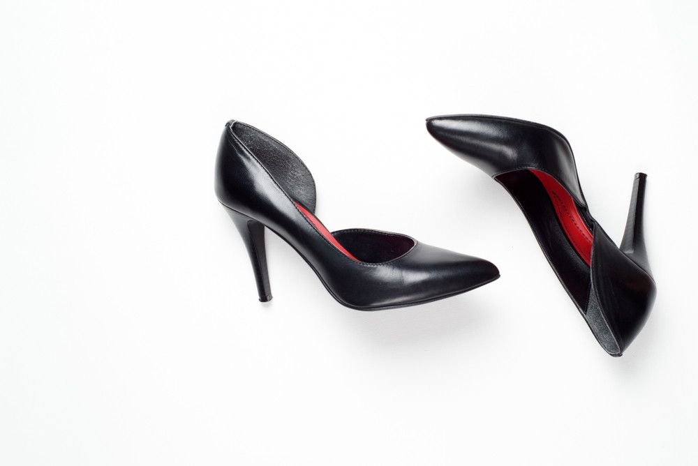 Hamil Muda, Meghan Markle Singkirkan Sepatu High Heels