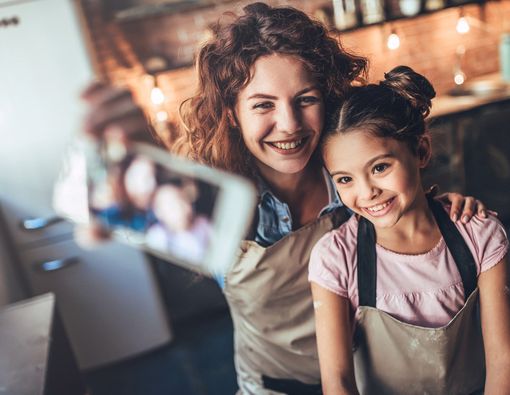 Sebelum Unggah Foto dan Video Anak di Media Sosial, Baca Ini!