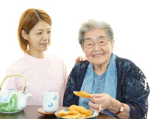 6 Hal yang Perlu Anda Ketahui Soal Pola Makan Manula