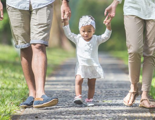 Tips Menstimulasi Tumbuh Kembang Si Kecil Usia Satu Tahun