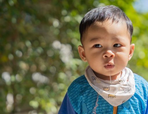 Wajib Tahu, Ini 7 Penyebab Bayi Ngeces Berlebihan