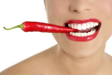 Pantang 4 Makan Ini Jika Anda Sakit Tenggorokan