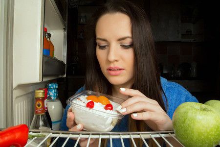 Bolehkah Makan di Malam Hari Saat Diet?