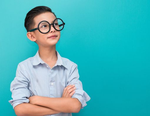 Mata Silinder pada Anak, Bagaimana Menanganinya?