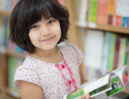 Biasakan Anak Gemar Membaca, Ini Manfaatnya