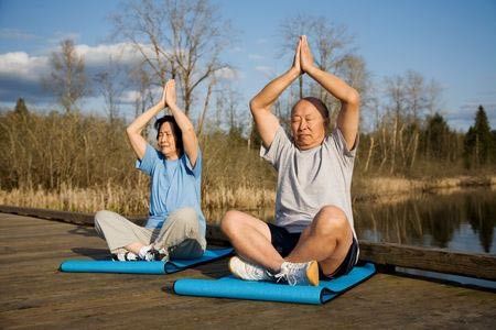 Yoga untuk Mengatasi Radang Sendi