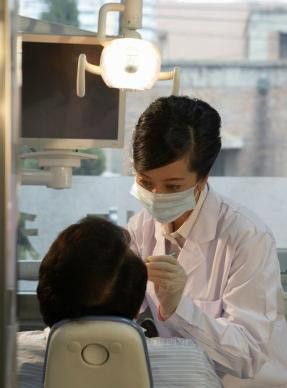 Rajin Ke Dokter Gigi Mengurangi Resiko Jantung