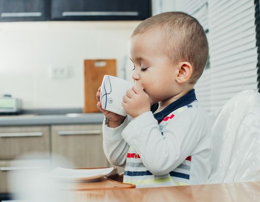 Bolehkah Anak-anak Minum Kopi?