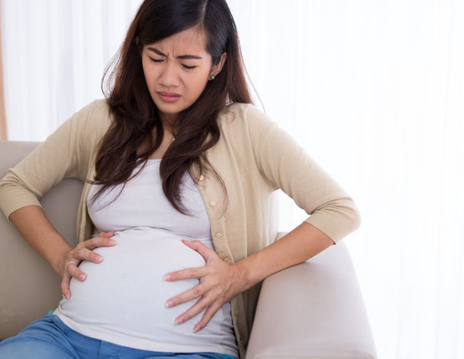 Penyebab Flek Hitam Saat Hamil dan Cara Mengatasinya