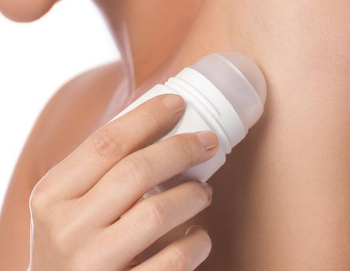 Pakai Antiperspirant untuk Atasi Keringat dan Bau Badan, Amankah?